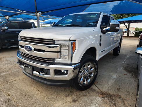 Used 2018 Ford F250 King Ranch w/ King Ranch Ultimate Package AWD/4WD image 2