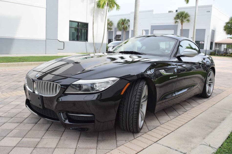 Used 2014 BMW Z4 sDrive35is RWD image 5