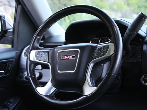 Used 2016 GMC Yukon SLT w/ Open Road Package AWD/4WD image 21