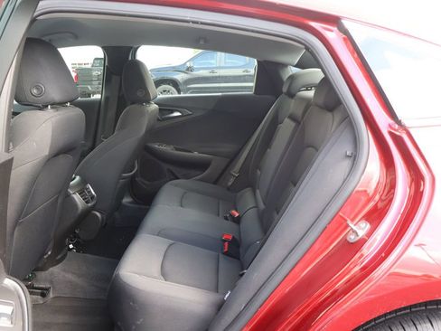 Used 2025 Chevrolet Malibu LT FWD image 34