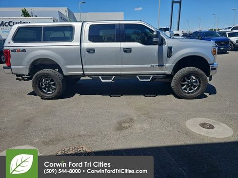 Used 2019 Ford F250 XLT AWD/4WD image 12