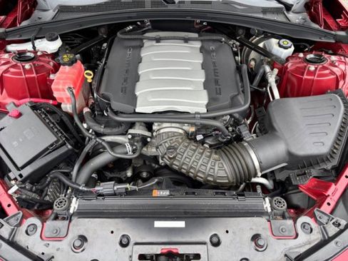 Used 2018 Chevrolet Camaro SS image 9