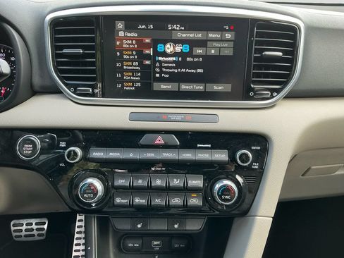 Used 2021 Kia Sportage S w/ S AWD Premium Package image 17