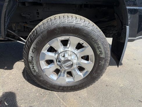 Used 2017 Ford F350 Lariat w/ Lariat Ultimate Package AWD/4WD image 22