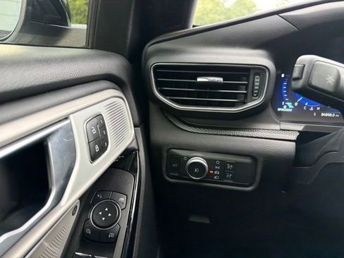 Used 2022 Ford Explorer ST w/ Equipment Group 401A AWD/4WD image 13