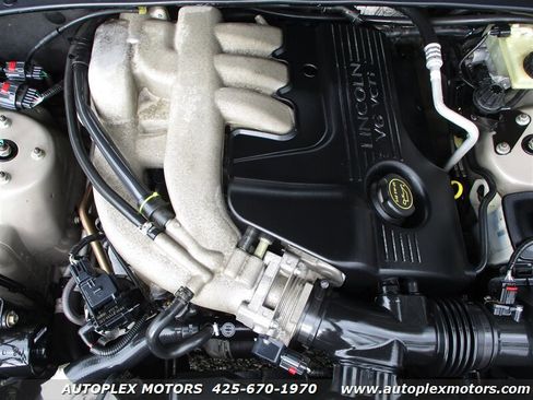 Used 2004 Lincoln LS image 31