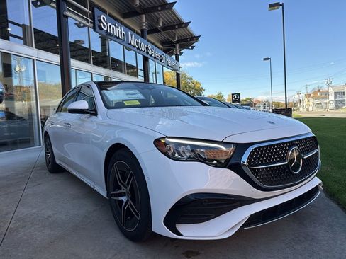 New 2026 Mercedes-Benz E 350 4MATIC Sedan image 1