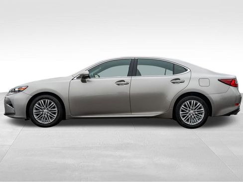 Used 2016 Lexus ES 350 w/ Accessory Package 2 image 4