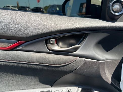 Used 2019 Honda Civic Type R image 13