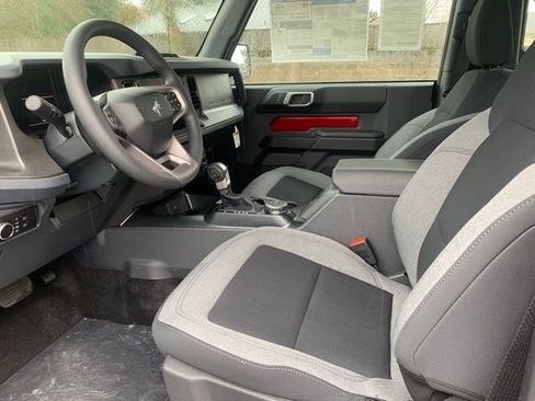 New 2025 Ford Bronco 2-Door w/ Sasquatch Package AWD/4WD image 12
