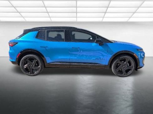 New 2026 Chevrolet Equinox EV RS image 34