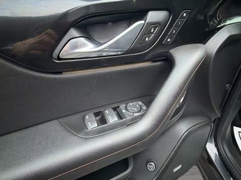 Used 2021 Chevrolet Blazer RS w/ Enhanced Convenience Package image 28