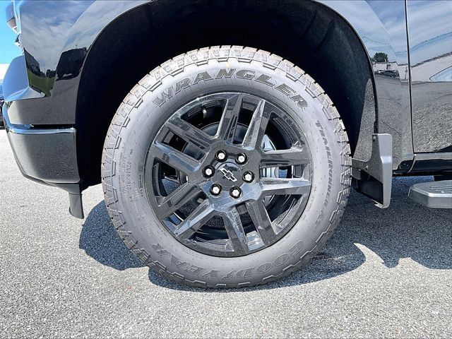 New 2026 Chevrolet Silverado 1500 RST w/ RST All Star Premium Package AWD/4WD image 7