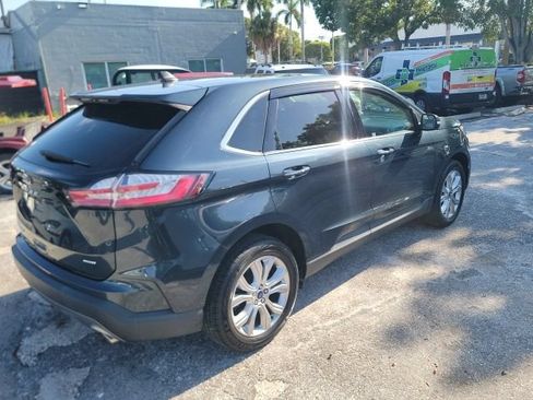 Used 2022 Ford Edge Titanium AWD/4WD image 4