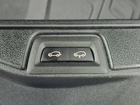 Used 2025 BMW X7 xDrive40i w/ Executive Package AWD/4WD image 14