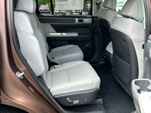 New 2025 Hyundai Santa Fe Calligraphy image 13