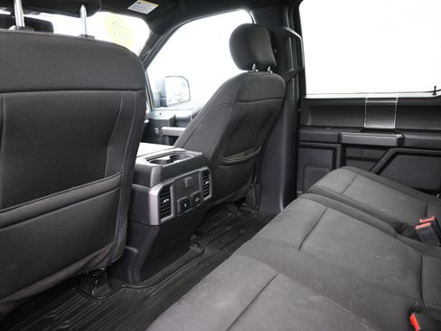 Used 2020 Ford F150 XLT w/ Equipment Group 302A Luxury AWD/4WD image 21