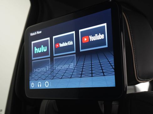Used 2023 GMC Yukon XL SLT w/ SLT Premium Package AWD/4WD image 14