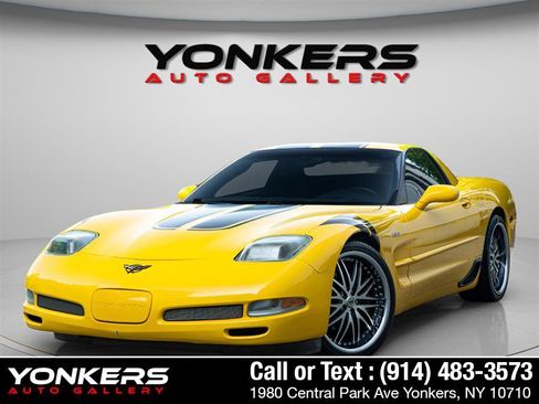 Used 2003 Chevrolet Corvette Z06 w/ Memory Package, 3 Drivers image 7