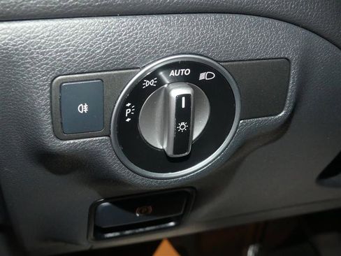 Used 2015 Mercedes-Benz CLA 250 4MATIC image 28