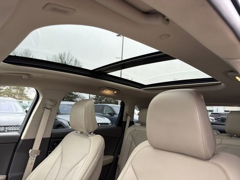 Certified 2022 Lincoln Nautilus Reserve w/ Equipment Group 201A image 28