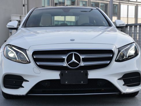 Used 2017 Mercedes-Benz E 300 4MATIC image 10