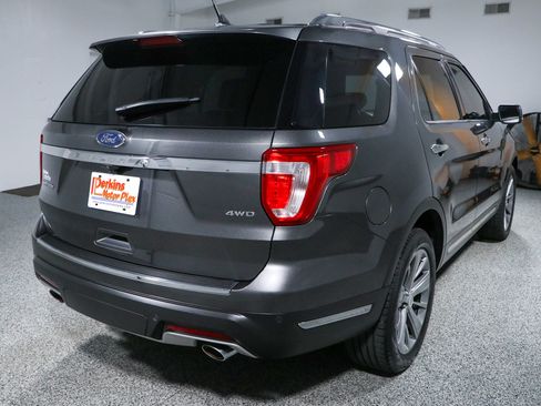 Used 2018 Ford Explorer Limited w/ Ford Safe & Smart Package AWD/4WD image 7