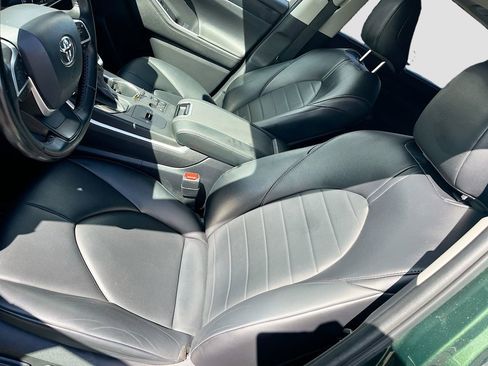 Used 2023 Toyota Highlander XLE w/ Protection Package #3 (TMS) image 19