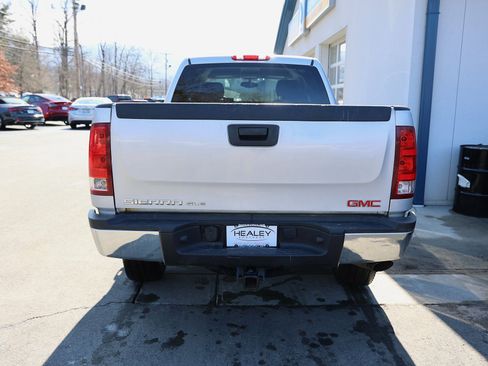 Used 2010 GMC Sierra 2500 SLE w/ Snow Plow Prep Package image 6