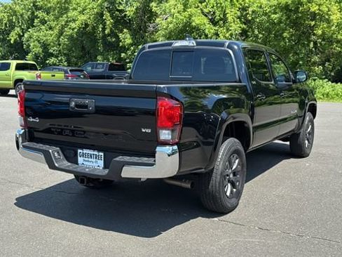 Certified 2023 Toyota Tacoma SR5 AWD/4WD image 6