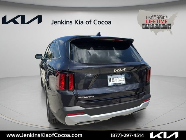 New 2026 Kia Sorento LX FWD image 7