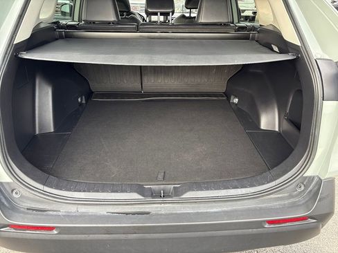 Used 2020 Toyota RAV4 XLE Premium image 22