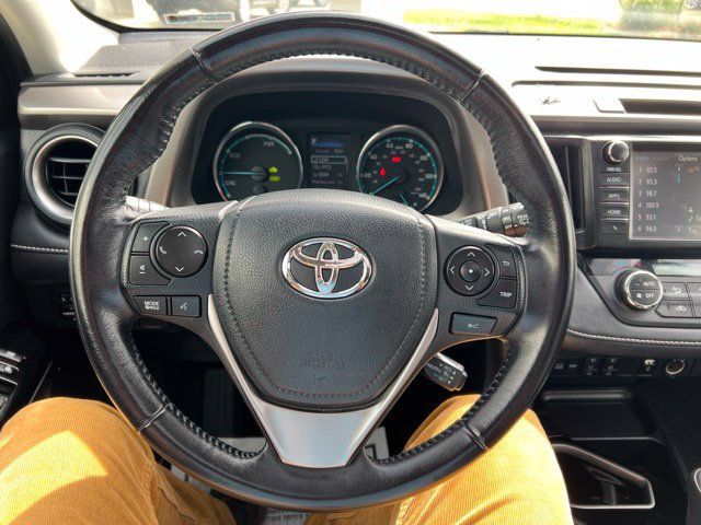 Used 2016 Toyota RAV4 Limited AWD/4WD image 14