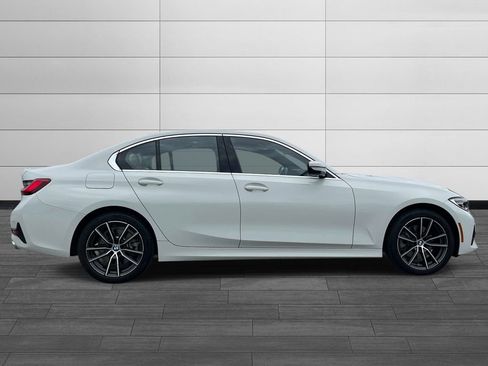 Used 2019 BMW 330i xDrive Sedan w/ Driving Assistance Package AWD/4WD image 2