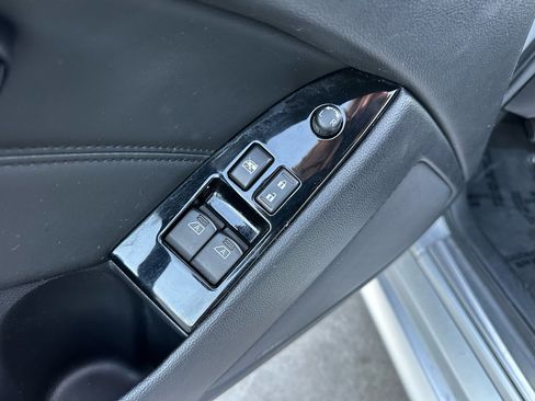 Used 2014 INFINITI Q60 Journey w/ Premium Package image 27