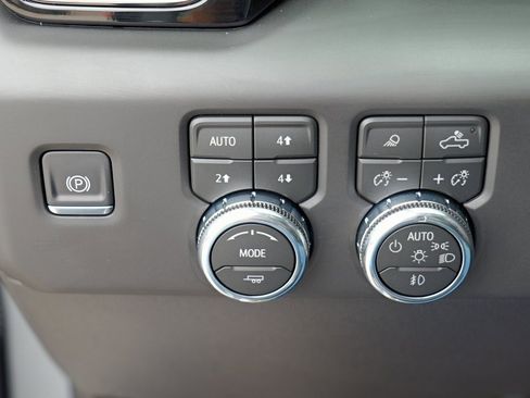 New 2026 GMC Sierra 1500 AT4X image 18