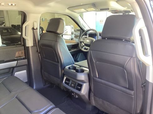 New 2026 Ford F250 Lariat w/ Black Appearance Package AWD/4WD image 30