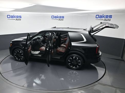 Certified 2025 Kia Telluride SX Prestige AWD/4WD image 63
