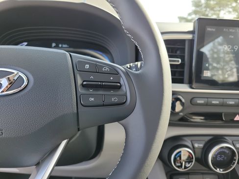 New 2026 Hyundai Venue SEL image 24