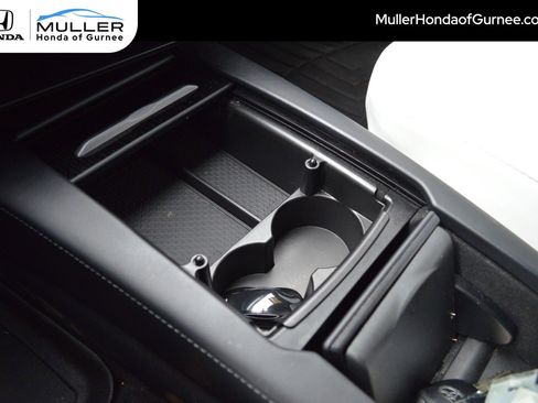 Used 2021 Tesla Model S Long Range Plus image 25