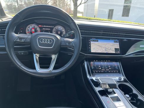 Used 2023 Audi Q7 3.0T Prestige image 30