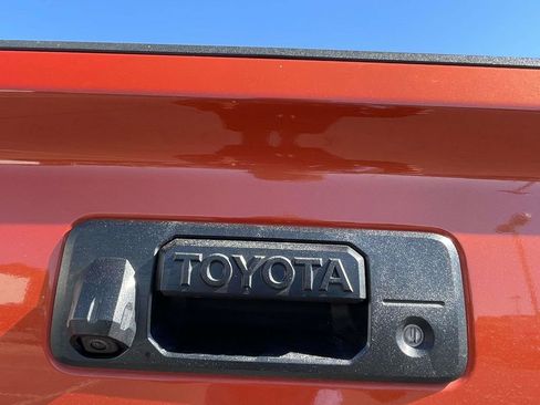 Used 2016 Toyota Tundra SR5 w/ TRD Off Road Package AWD/4WD image 18