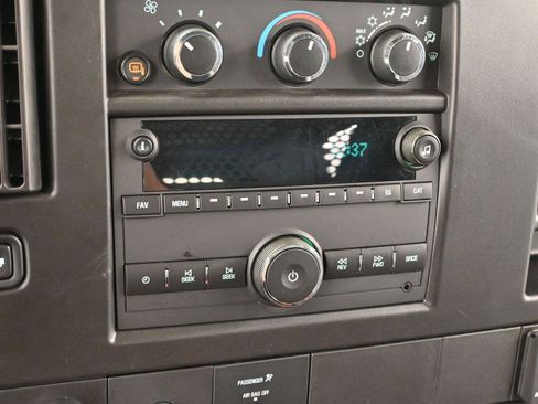 Used 2024 GMC Savana 2500 w/ Driver Convenience Package image 20