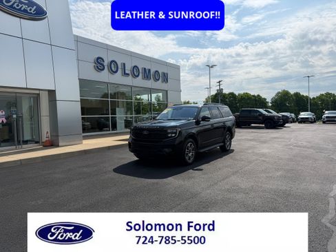 Certified 2025 Ford Expedition Active AWD/4WD image 1