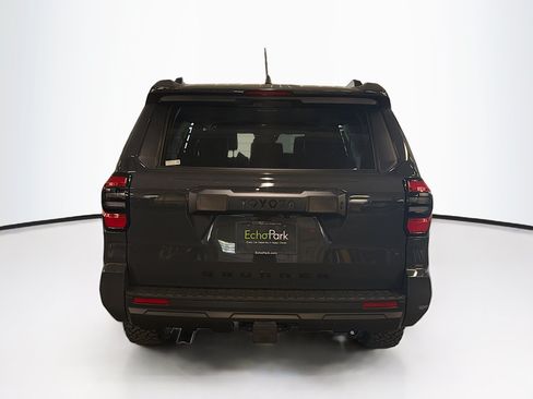 Used 2026 Toyota 4Runner SR5 AWD/4WD image 7