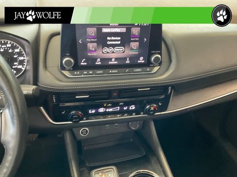 Used 2021 Nissan Rogue SL AWD/4WD image 15