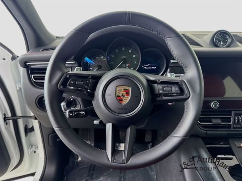 Used 2025 Porsche Macan GTS AWD/4WD image 12