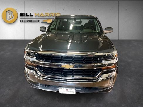 Used 2018 Chevrolet Silverado 1500 LT w/ All Star Edition image 8
