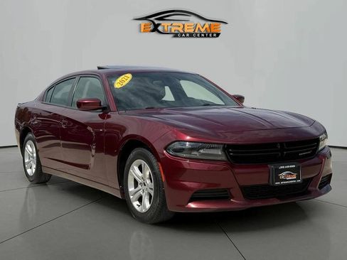 Used 2021 Dodge Charger SXT w/ Leather Interior Group RWD image 8