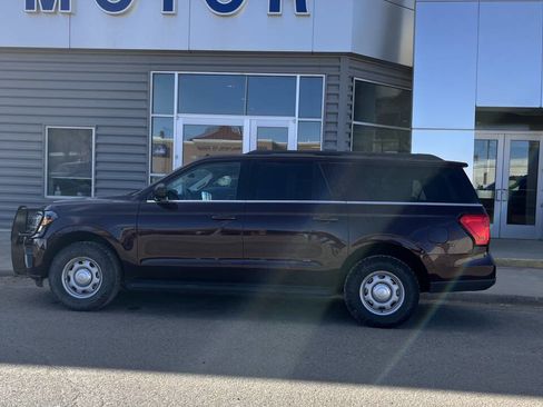 Used 2024 Ford Expedition Max XL image 13
